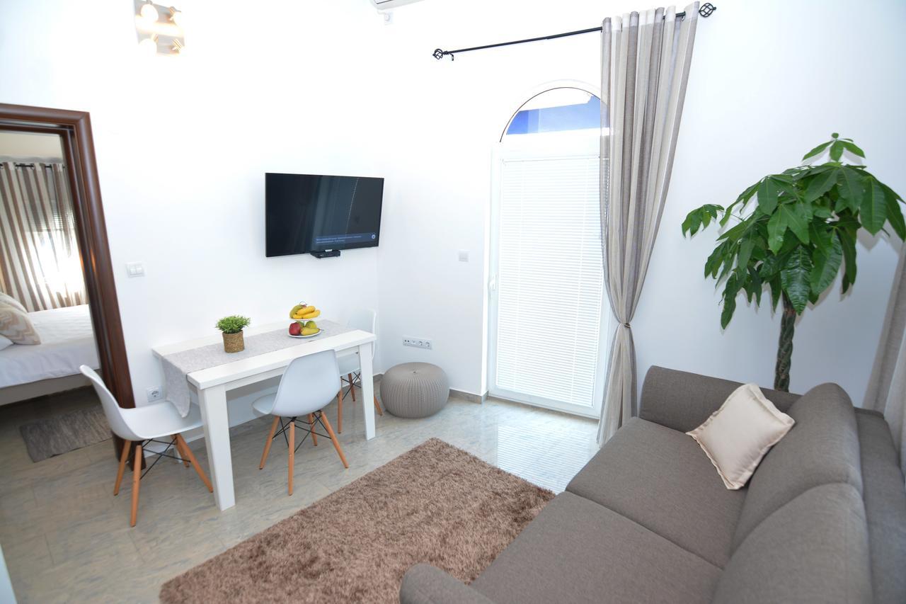 Tropicoco Apartments Tivat Exterior photo