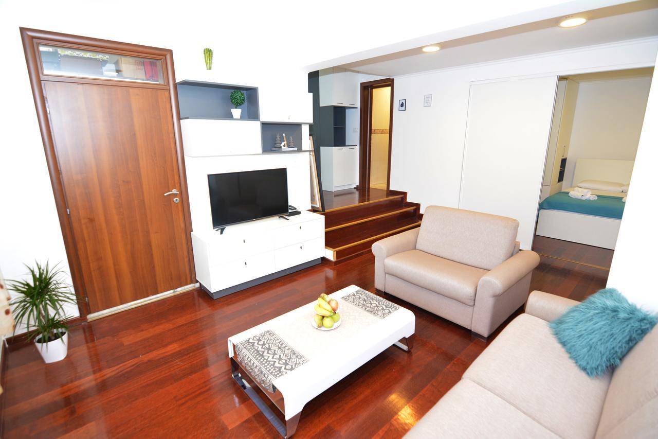 Tropicoco Apartments Tivat Exterior photo