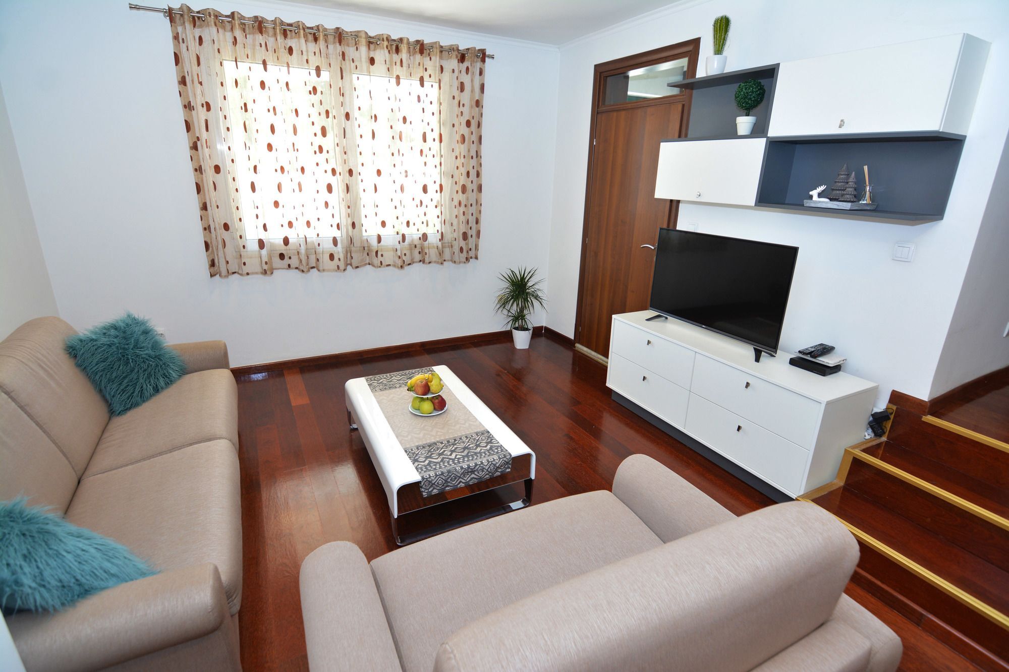 Tropicoco Apartments Tivat Exterior photo